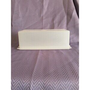 Tupperware Cheese Holder #519-1 with lid 518-1